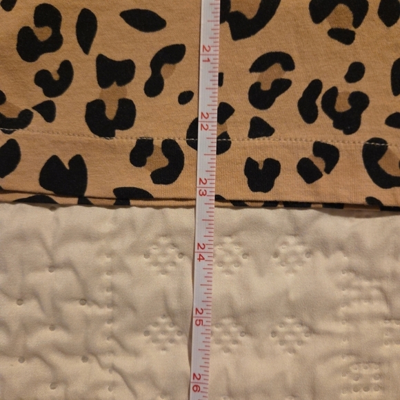 J. Crew Leopard Print Women's Top - Picture 4 of 4